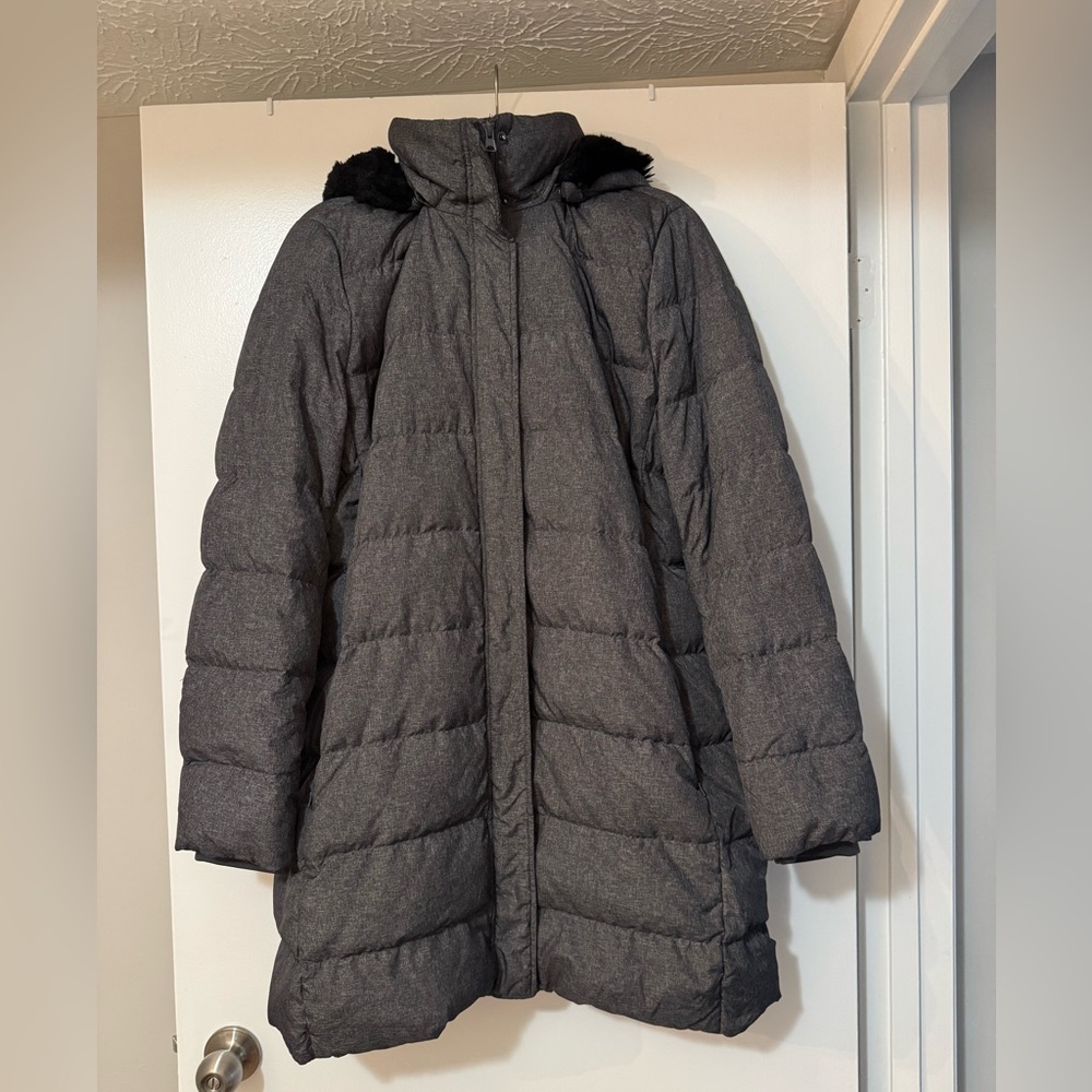 Women’s Lands End knee length down puffer coat/jacket